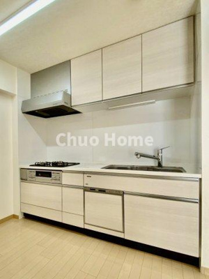 【キッチン】 | 中川ビューハイツ | ワイドで収納豊富なシステムキッチン