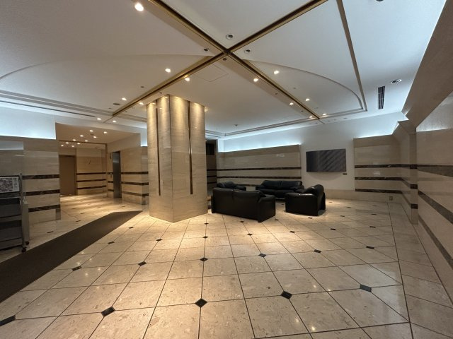 リーデンスタワー