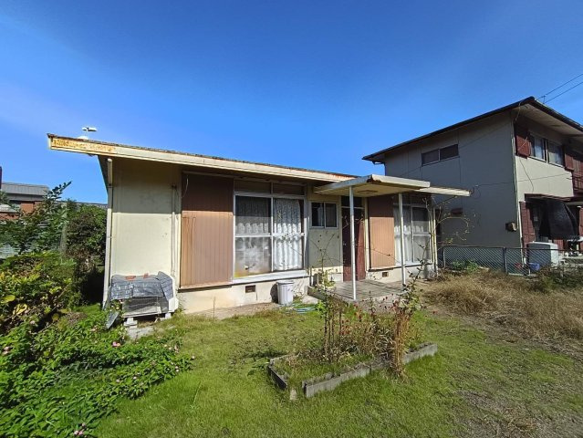 西条市飯岡2565-113の外観