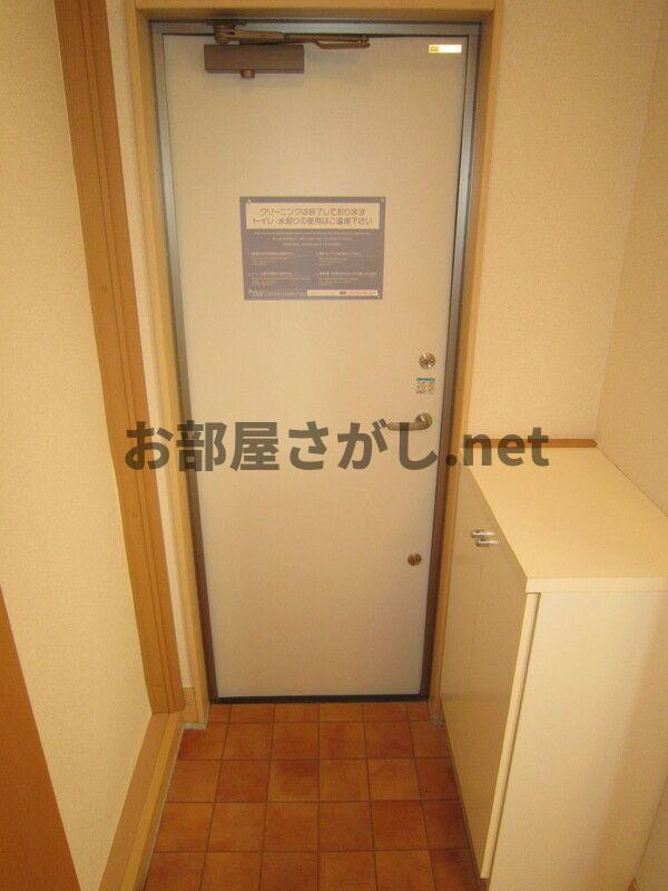 ＤＲホームズ新大塚の玄関