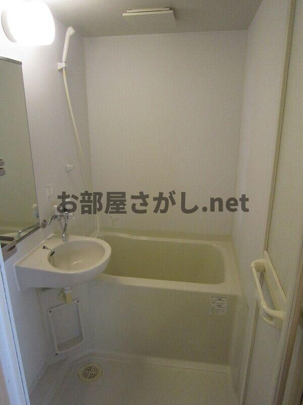 ＤＲホームズ新大塚の浴室