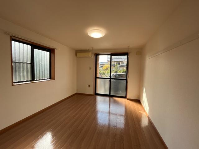 セピアローズの内装|洋室