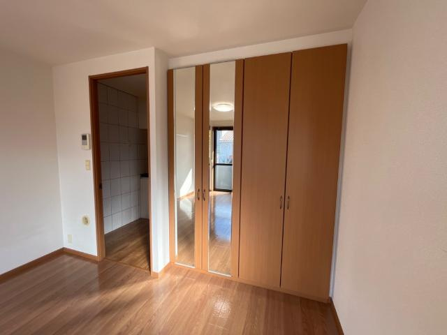 セピアローズの収納|クローゼット