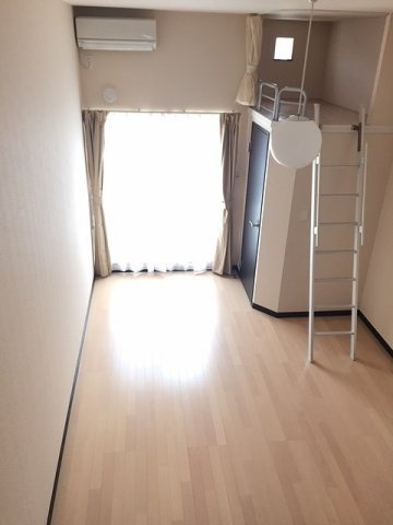 レオネクストコーポシャロームの居間・リビング|おしゃれなリビングです