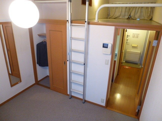 レオパレスやまなみの居間・リビング|おしゃれなリビングです