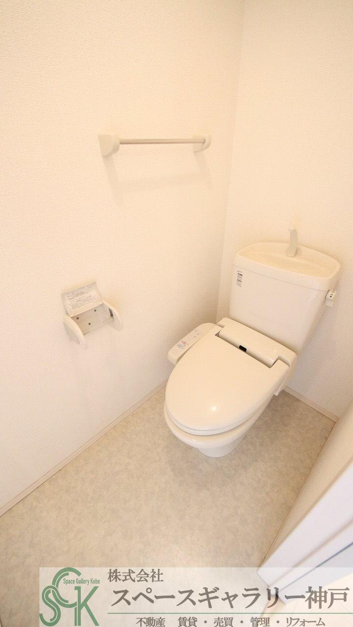 グランドアトリオ神戸西　D棟のトイレ|※お部屋により仕様が異なる可能性があります。