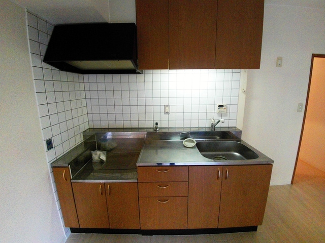 スリージェ壱番館のキッチン