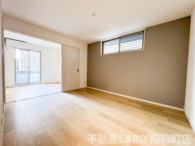 アリビラ鶴橋の居間・リビング