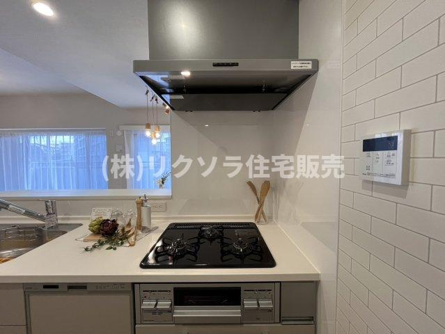 オークヒルズ香里弐番館の洋室|リビング横の洋室　5.7帖
■物件内覧・資金計画相談・住宅ローン相談、リフォーム相談、お問合せ受付中■
※当日・翌日のご内覧、ご相談はお電話でのお問合せがスムーズです！