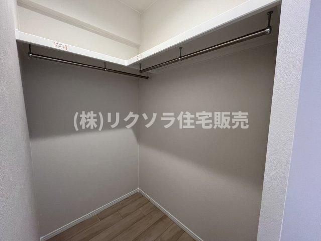 オークヒルズ香里弐番館の構造・工法・仕様|鉄骨鉄筋コンクリート造12階建て地下１階
■物件内覧・資金計画相談・住宅ローン相談、リフォーム相談、お問合せ受付中■
※当日・翌日のご内覧、ご相談はお電話でのお問合せがスムーズです！