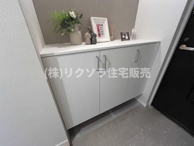 オークヒルズ香里弐番館のトイレ|温水洗浄便座付き
■物件内覧・資金計画相談・住宅ローン相談、リフォーム相談、お問合せ受付中■
※当日・翌日のご内覧、ご相談はお電話でのお問合せがスムーズです！