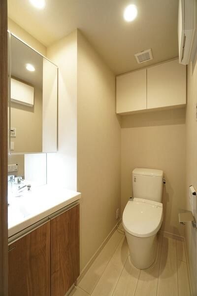 ザ・レジデンス・オブ・トーキョーＨ２０ウエストタワーの洗面所