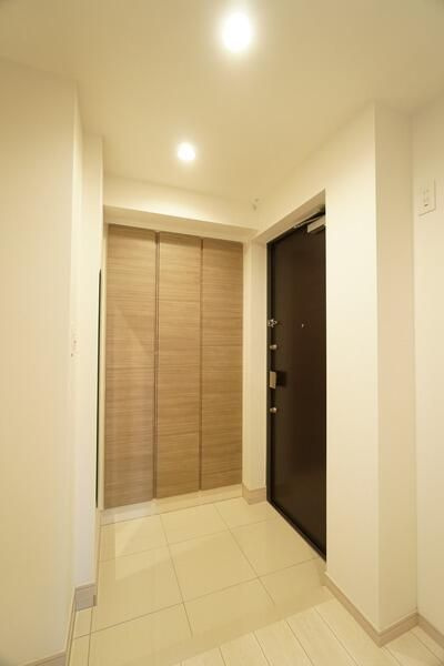 ザ・レジデンス・オブ・トーキョーＨ２０ウエストタワーの玄関