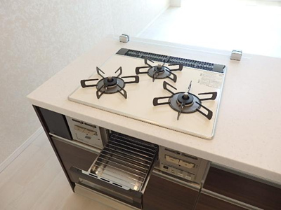 【キッチン】 | Riffel　Ritz（リッフェル・リッツ） | ３口コンロ