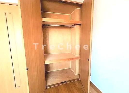 東本町パレスの収納