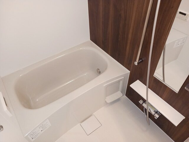 コンテチェスト２４の浴室