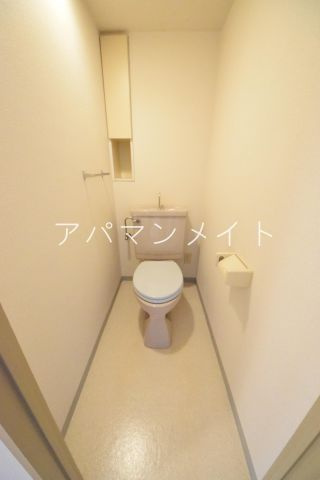 【トイレ】 | クエスト山手台 | 落ち着いた色調のトイレです