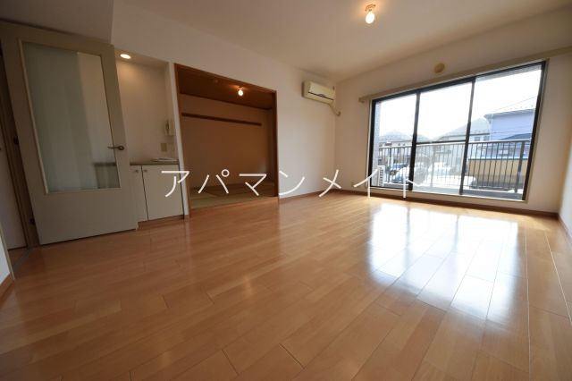 【居間・リビング】 | クエスト山手台 | 戸塚周辺ならアパマンメイトへＬｅｔｓ Ｇｏ ！