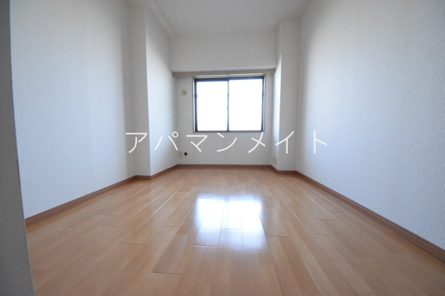 【寝室】 | クエスト山手台 | 開放的な寝室です