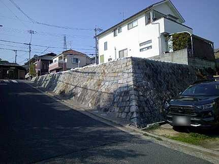 広島市西区井口4丁目　土地（A）の前面道路含む現地写真