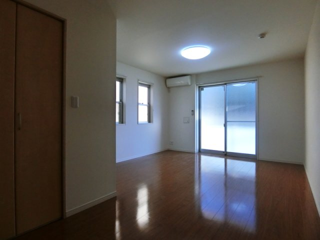 リブリ・Y.T常盤平の居間・リビング