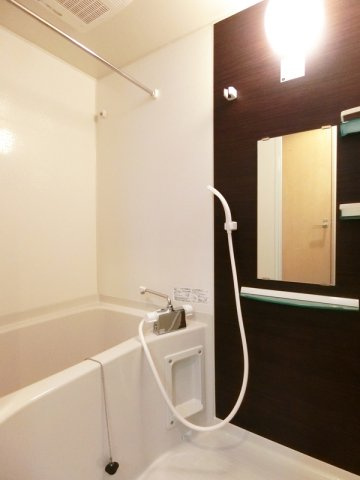 リブリ・Y.T常盤平の浴室