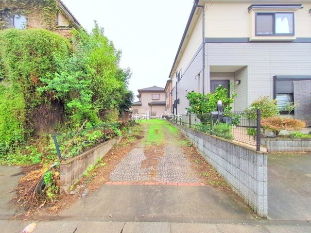 【土地】鶴ヶ島市柳戸町建築条件無し売地の外観|物件の入り口です