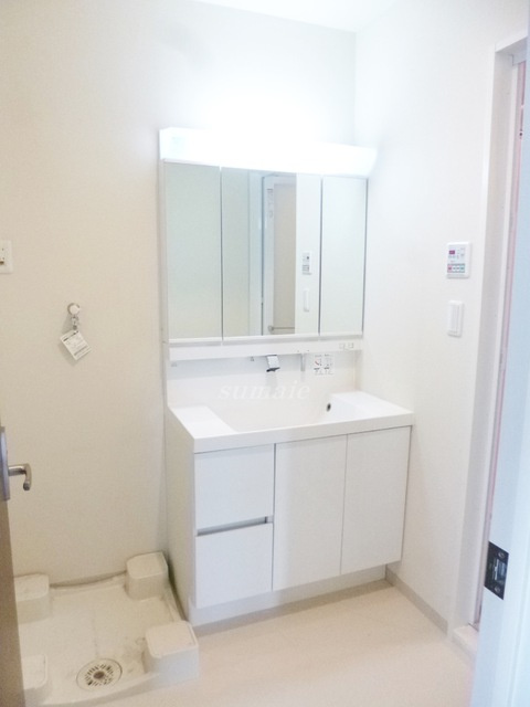 レフューム駒込の洗面所|独立洗面台ですよ☆