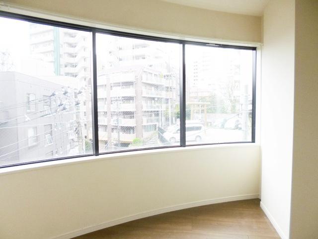 レフューム駒込の寝室|洋室５帖のお部屋はこちらです！