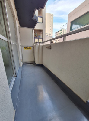 【バルコニー】 | カサ・プリマヴェーラ　仲介手数料無料