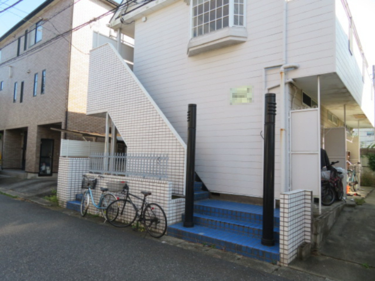 草加市手代３丁目の一棟アパート