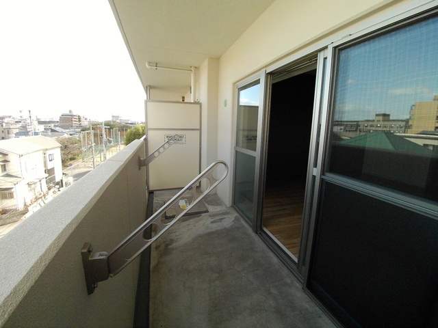 シュロス　フォン　コウナンのバルコニー