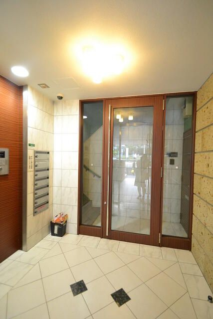 ＷＥＳＴ　ＨＩＬＬＳのエントランス