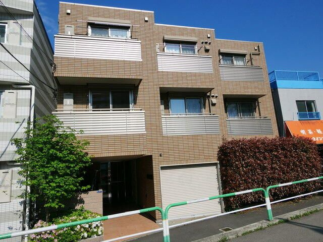 ＷＥＳＴ　ＨＩＬＬＳの外観