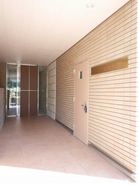 ＷＥＳＴ　ＨＩＬＬＳのエントランス