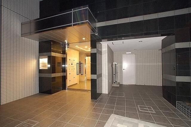 グランドコンシェルジュ板橋本町のエントランス