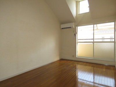 【洋室】 | ハウスサンライズ | 出窓のあるタイプになります