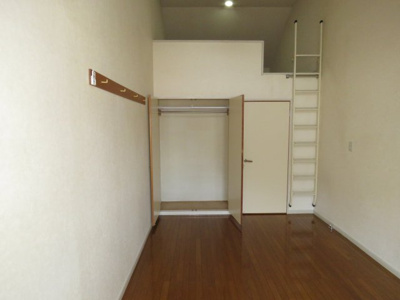 【収納】 | ハウスサンライズ | 出窓のあるタイプになります