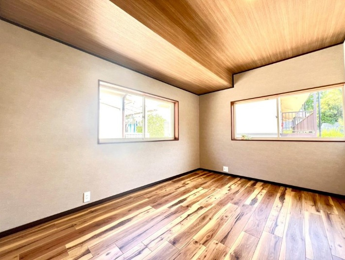 神戸市西区今寺の洋室|全居室６帖以上と広々♪２面採光◎