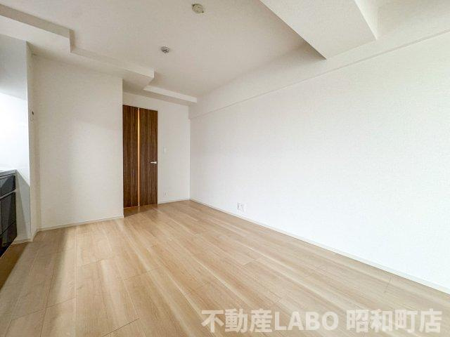 リアライズ今里南の寝室