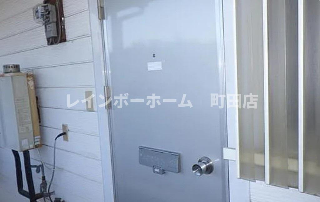 サニーハウス※初期費用分割あと払いサービス利用可能物件の玄関