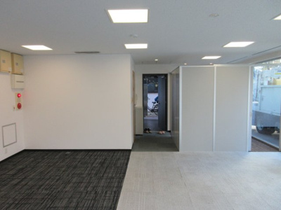 【内装】 | ＬＵビル