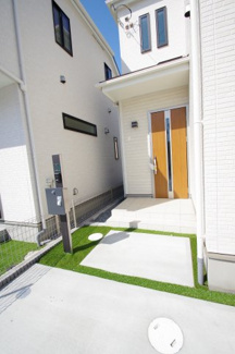 【エントランス】 | 【仲介手数料無料！！】府中市日新町5丁目　新築戸建て（全19棟）D号棟　5090万円