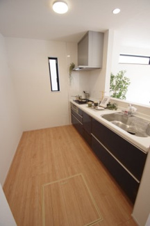 【構造・工法・仕様】 | 【仲介手数料無料！！】府中市日新町5丁目　新築戸建て（全19棟）D号棟　5090万円