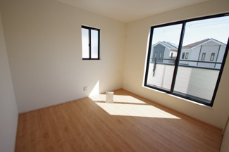 【寝室】 | 【仲介手数料無料！！】府中市日新町5丁目　新築戸建て（全19棟）D号棟　5090万円