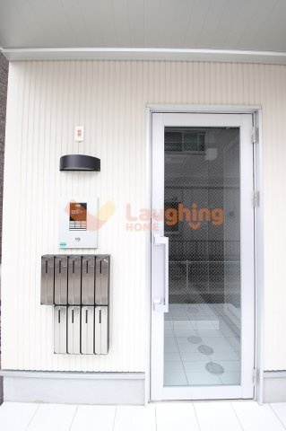 花畑プレミアのエントランス|落ち着いたエントランスです