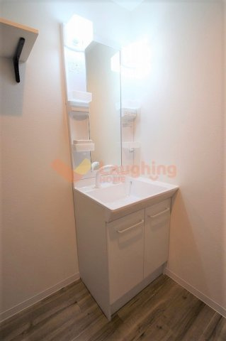 花畑プレミアの洗面所|広い洗面スペース