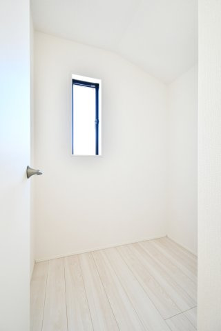 上尾市上27期全1棟の収納|サービスルーム：