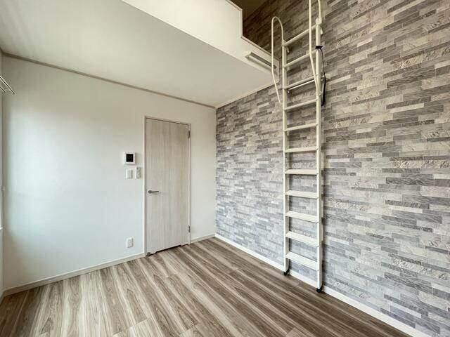 Ｆｏｎｔａｉｎｅ尾久の居間・リビング