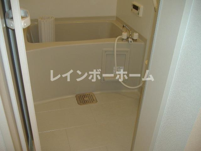 特典：仲介手数料が無料です!!の浴室